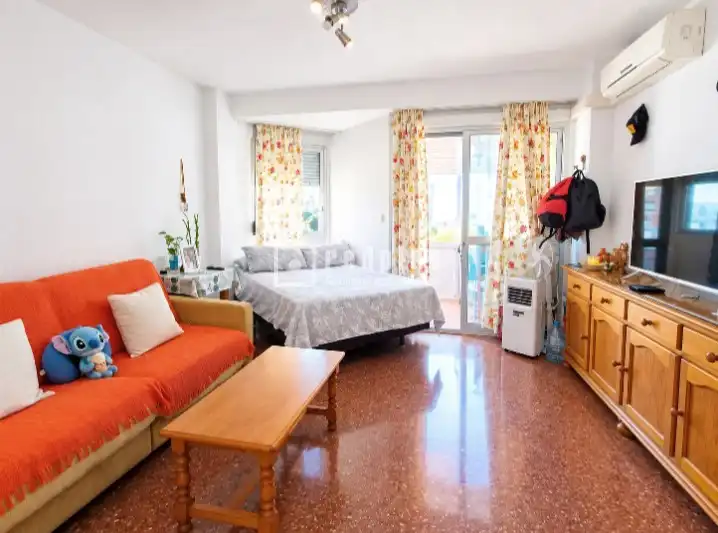 Estudio con piscina en venta en Torre del Mar, imagen 2