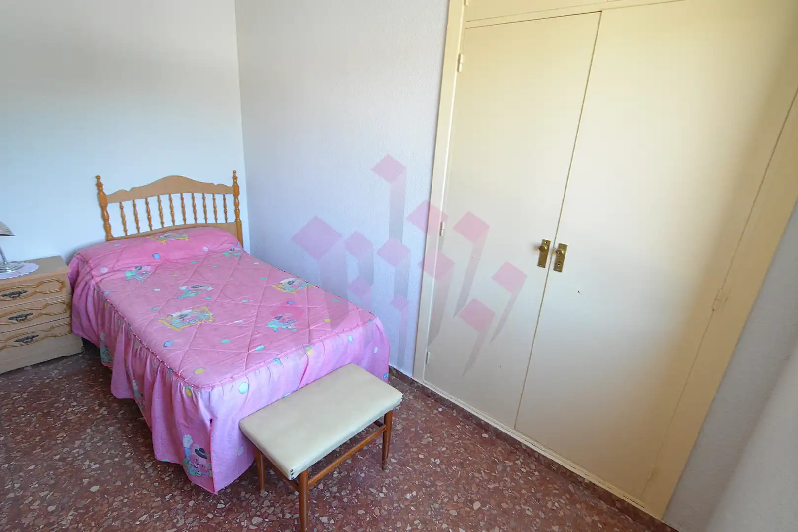 Dormitori de Pis en venda en Ciudad Real amb Aire condicionat, Calefacció i Terrassa