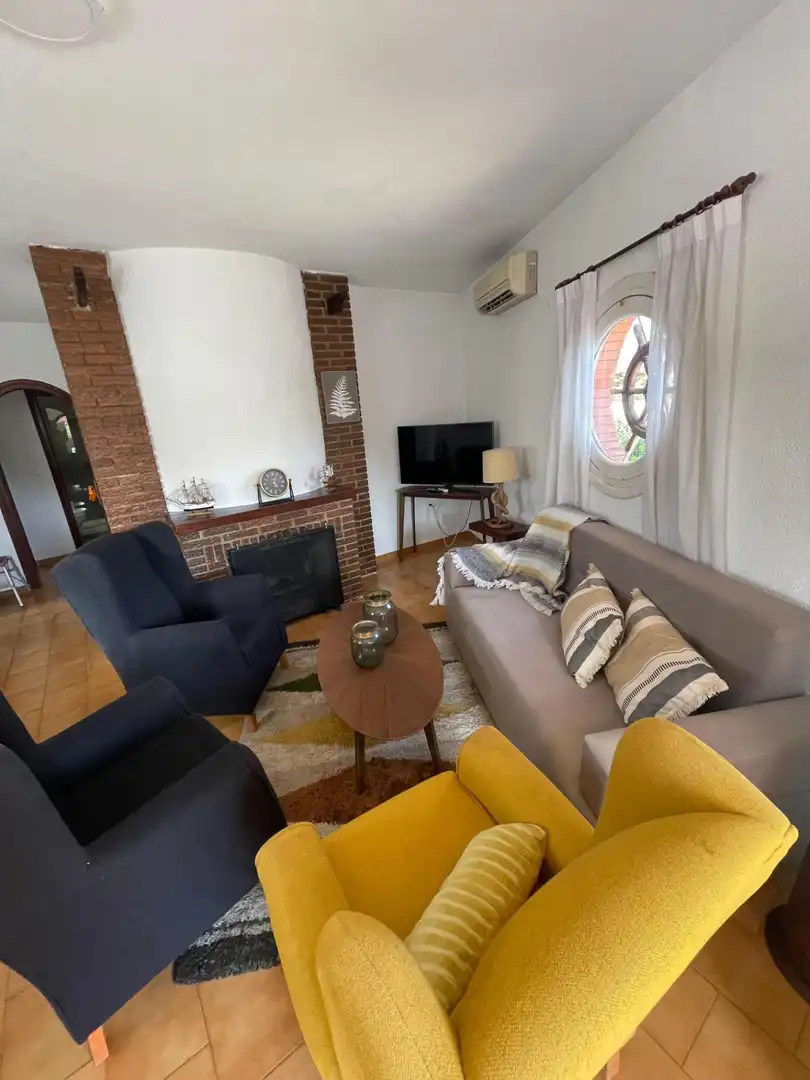 Sala de estar de Casa o chalet de alquiler en Cartagena con Aire acondicionado, Jardín privado y Amueblado