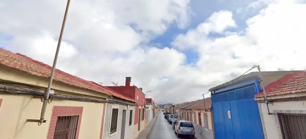 Vista exterior de Casa o xalet en venda en Puertollano