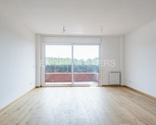 Sala d'estar de Apartament en venda en Sant Quirze del Vallès amb Aire condicionat, Calefacció i Parquet