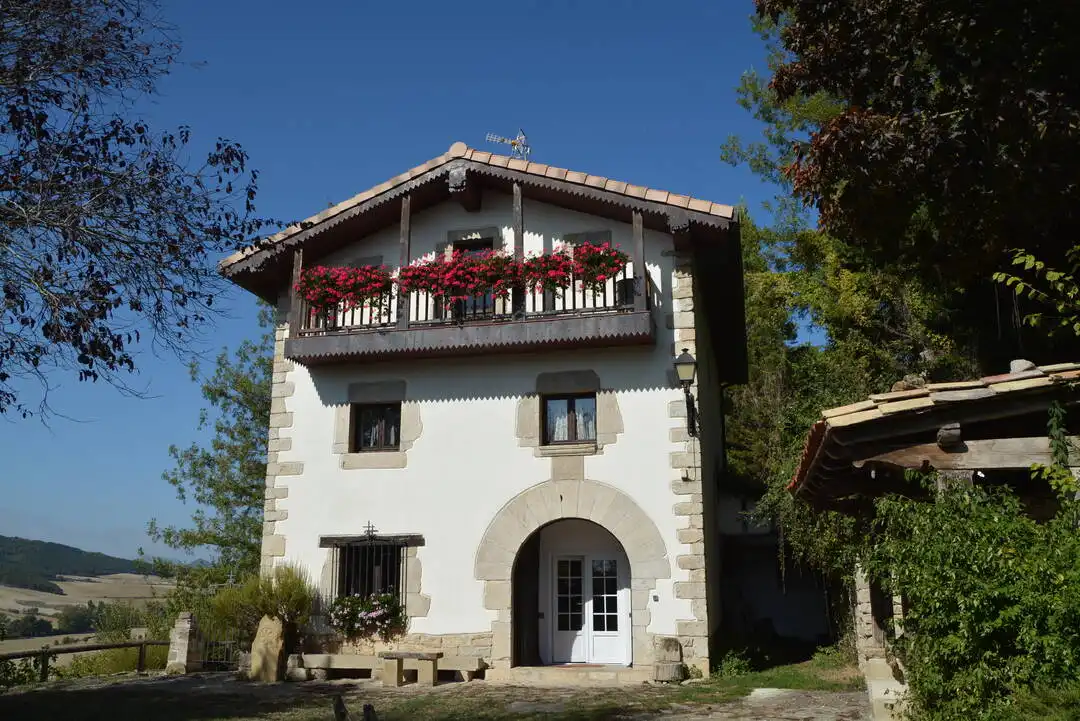 Vista exterior de Finca rústica en venta en Ezcabarte con Calefacción y Amueblado