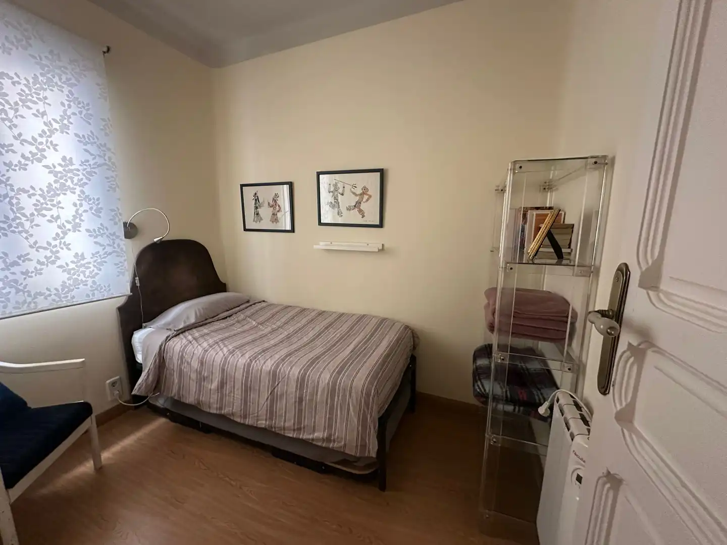 Habitación de Piso de alquiler en Madrid con Aire acondicionado, Calefacción y Amueblado