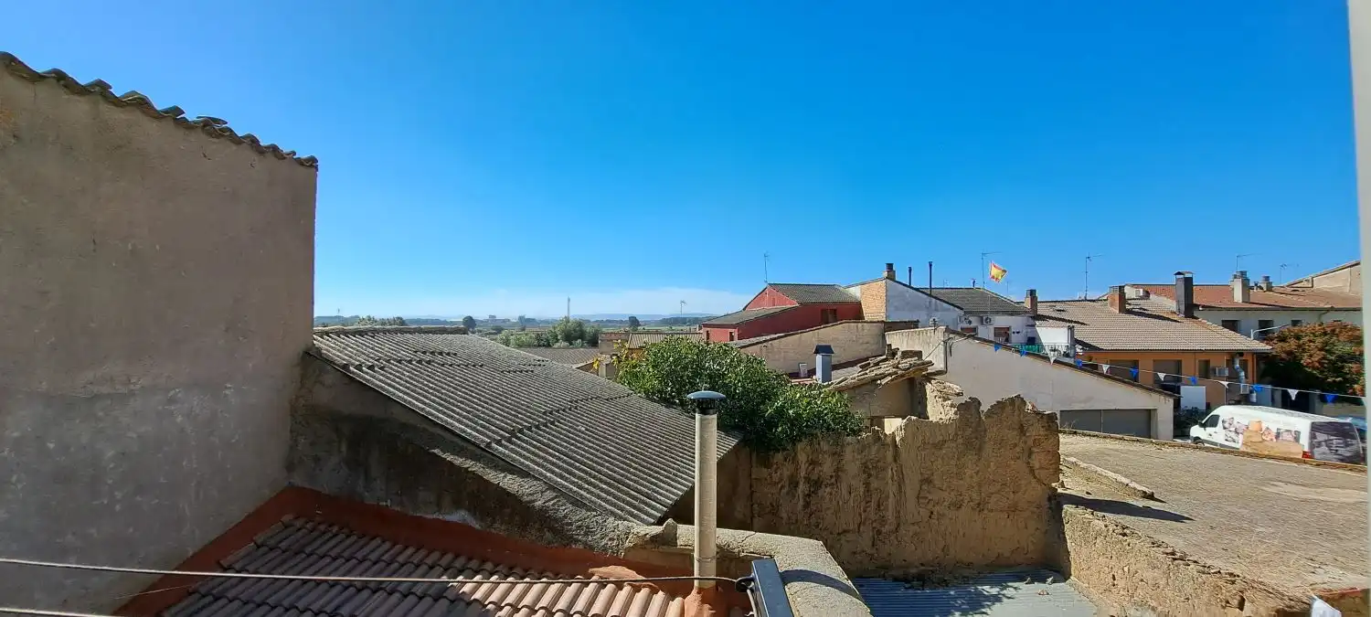 Exterior view of Houses for sale in Almuniente  with Terrace and Storage room