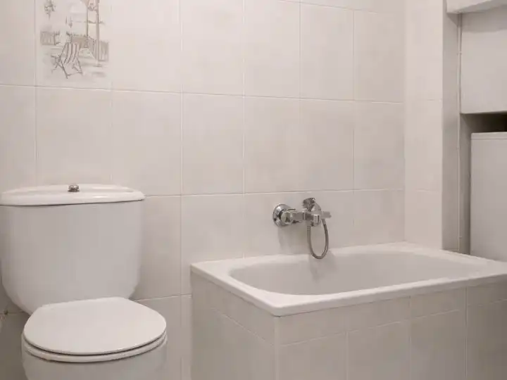 Baño de Local de alquiler en Hernani con Calefacción