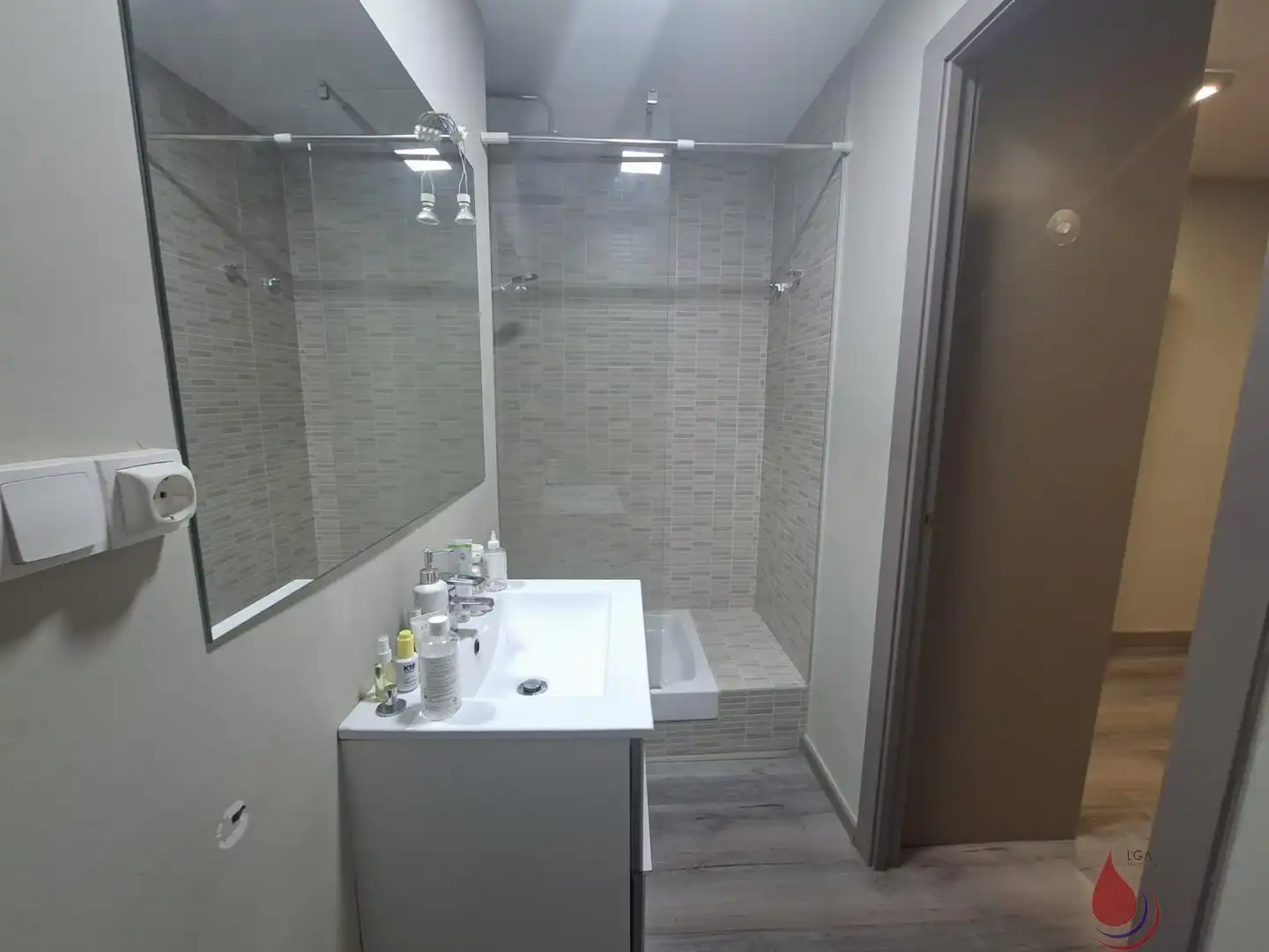 Bathroom of Flat for sale in Eixample