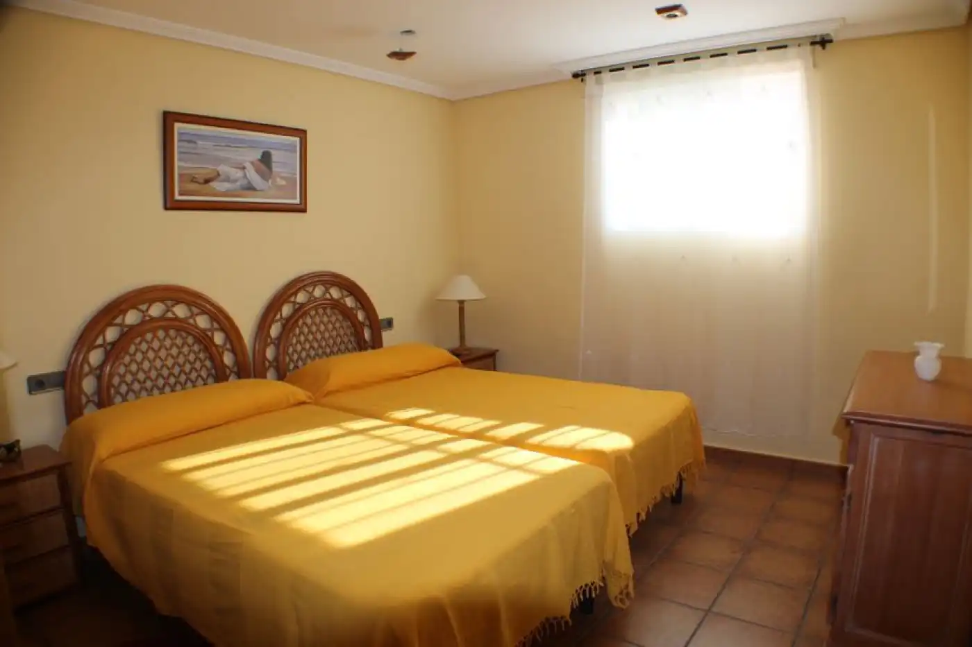 Habitación de Casa o chalet en venta en L'Alfàs del Pi con Aire acondicionado, Terraza y Piscina