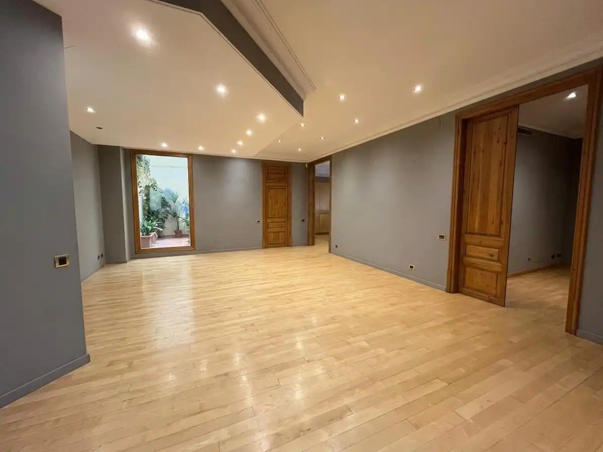 Appartamento con ascensore in vendita a Eixample, imagen 2
