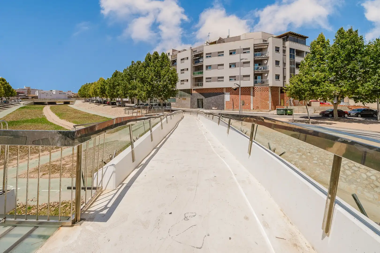 Vista exterior de Apartament en venda en Pilar de la Horadada amb Aire condicionat