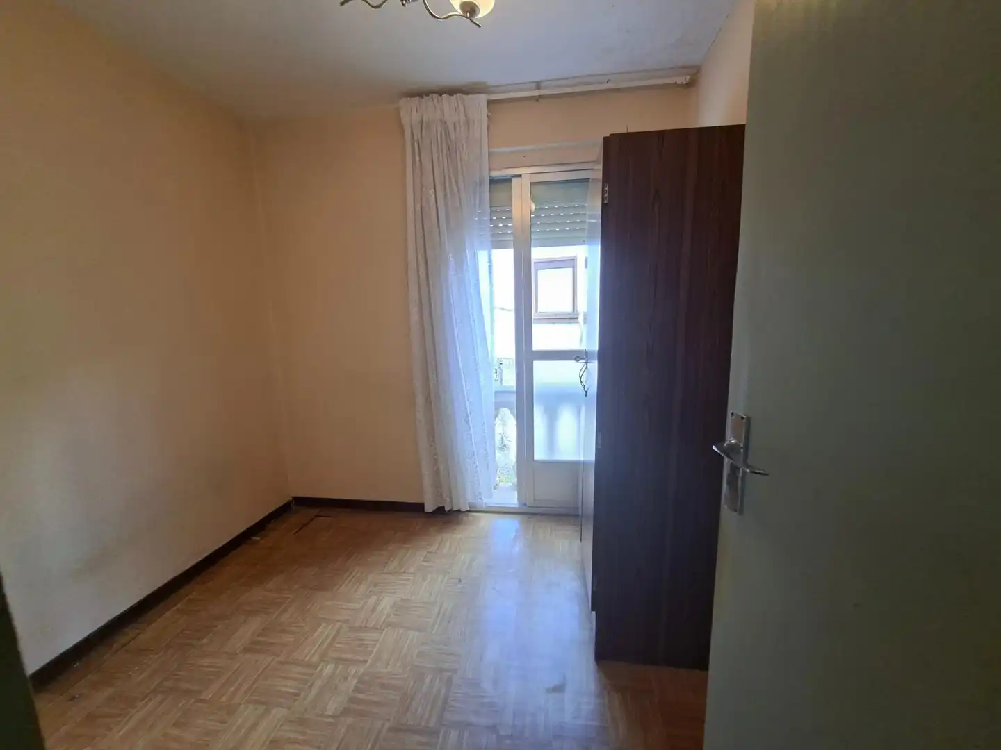 Habitación de Casa adosada en venta en Carucedo con Calefacción