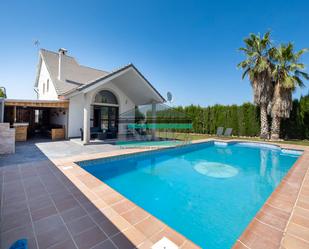 Piscina de Casa o xalet en venda en Dílar amb Aire condicionat, Jardí privat i Terrassa