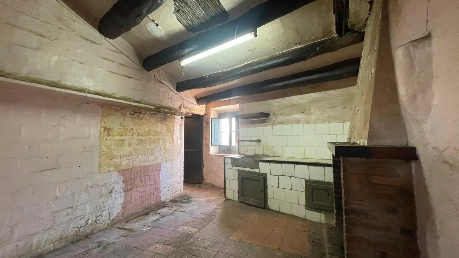 Cocina de Finca rústica en venta en Vilopriu con Jardín privado y Terraza
