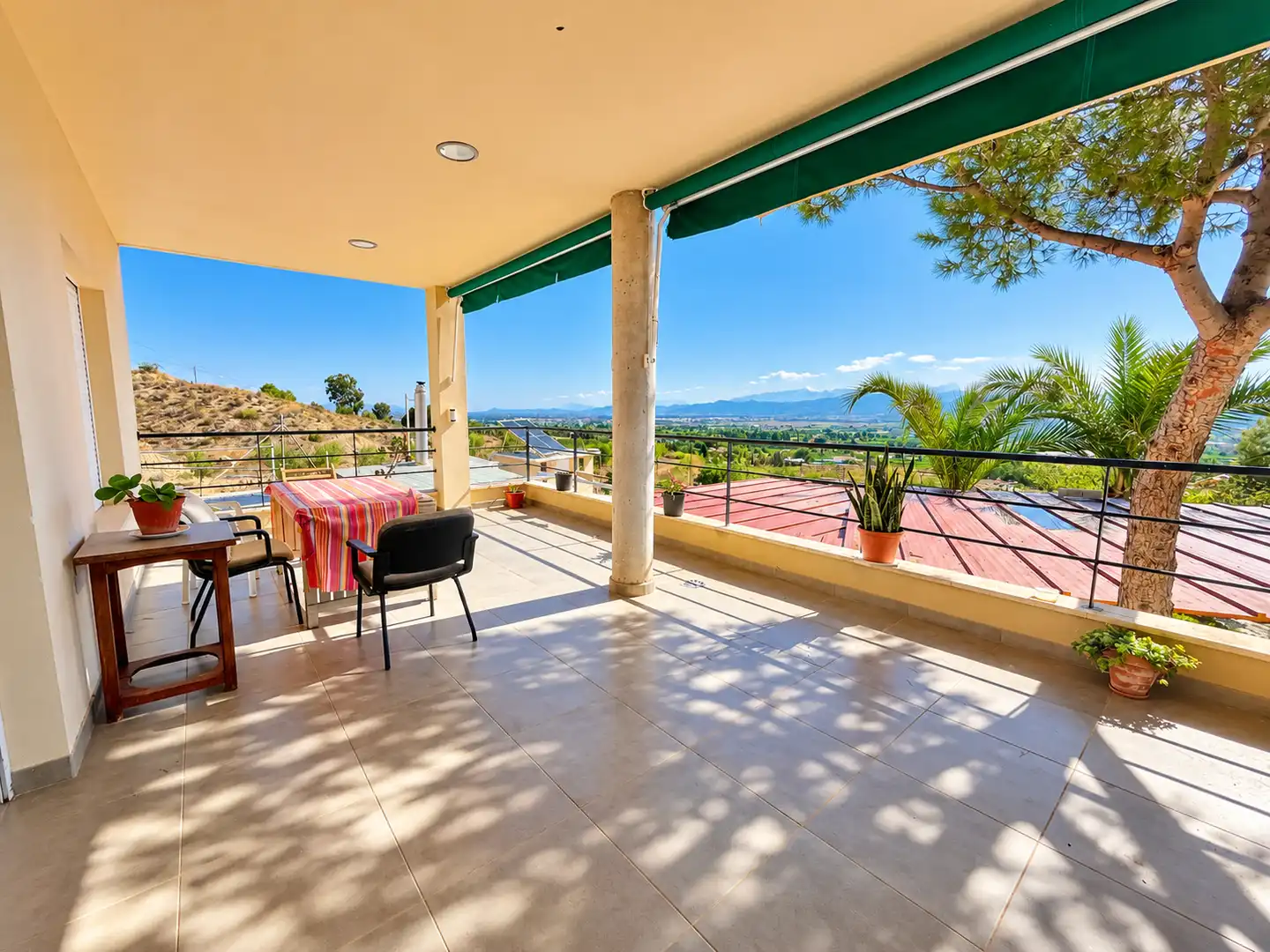 Casa con terraza en venta en Pedanías Oeste, imagen 2