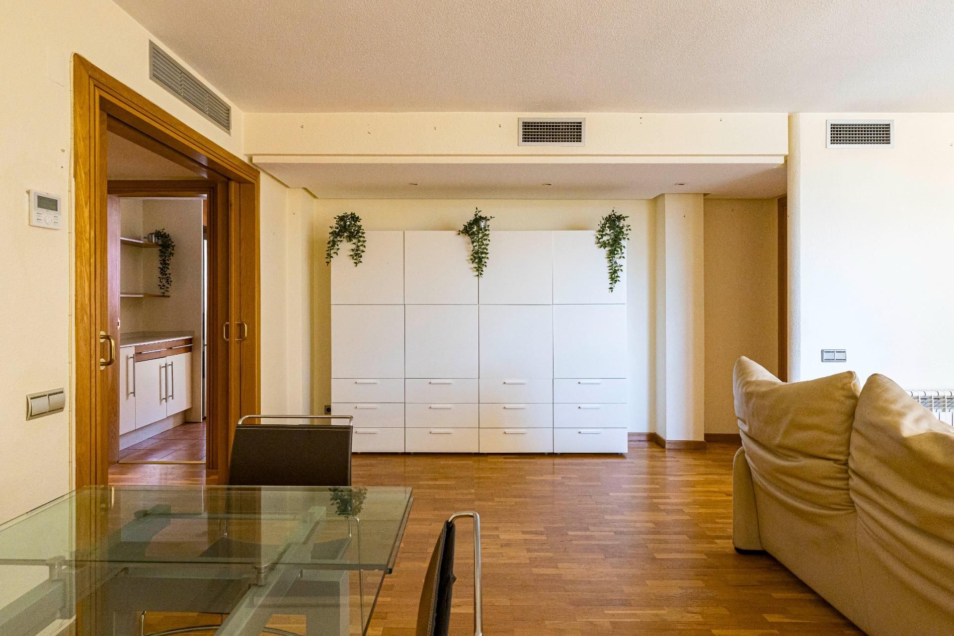 Sala d'estar de Pis en venda en  Murcia Capital amb Aire condicionat i Parquet