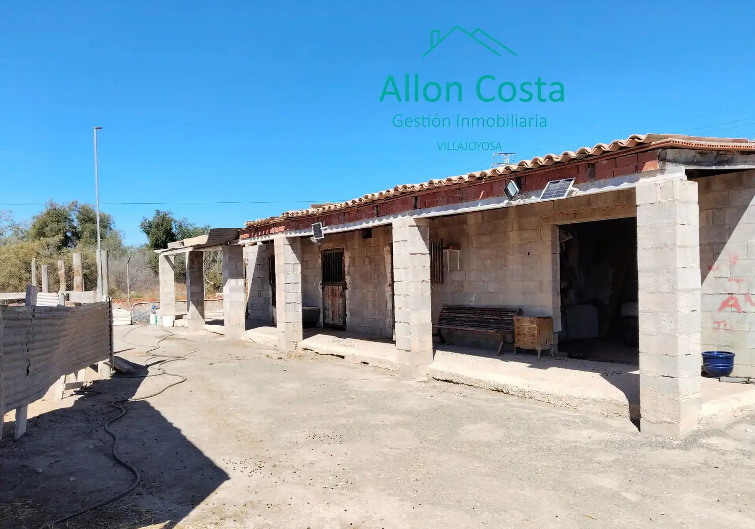 Exterior view of Country homes for sale in Villajoyosa / La Vila Joiosa  with Storage room and Swimming Pool