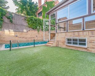 Garden of Single-family semi-detached to rent in  Madrid Capital  with Air Conditioner, Heating and Terrace