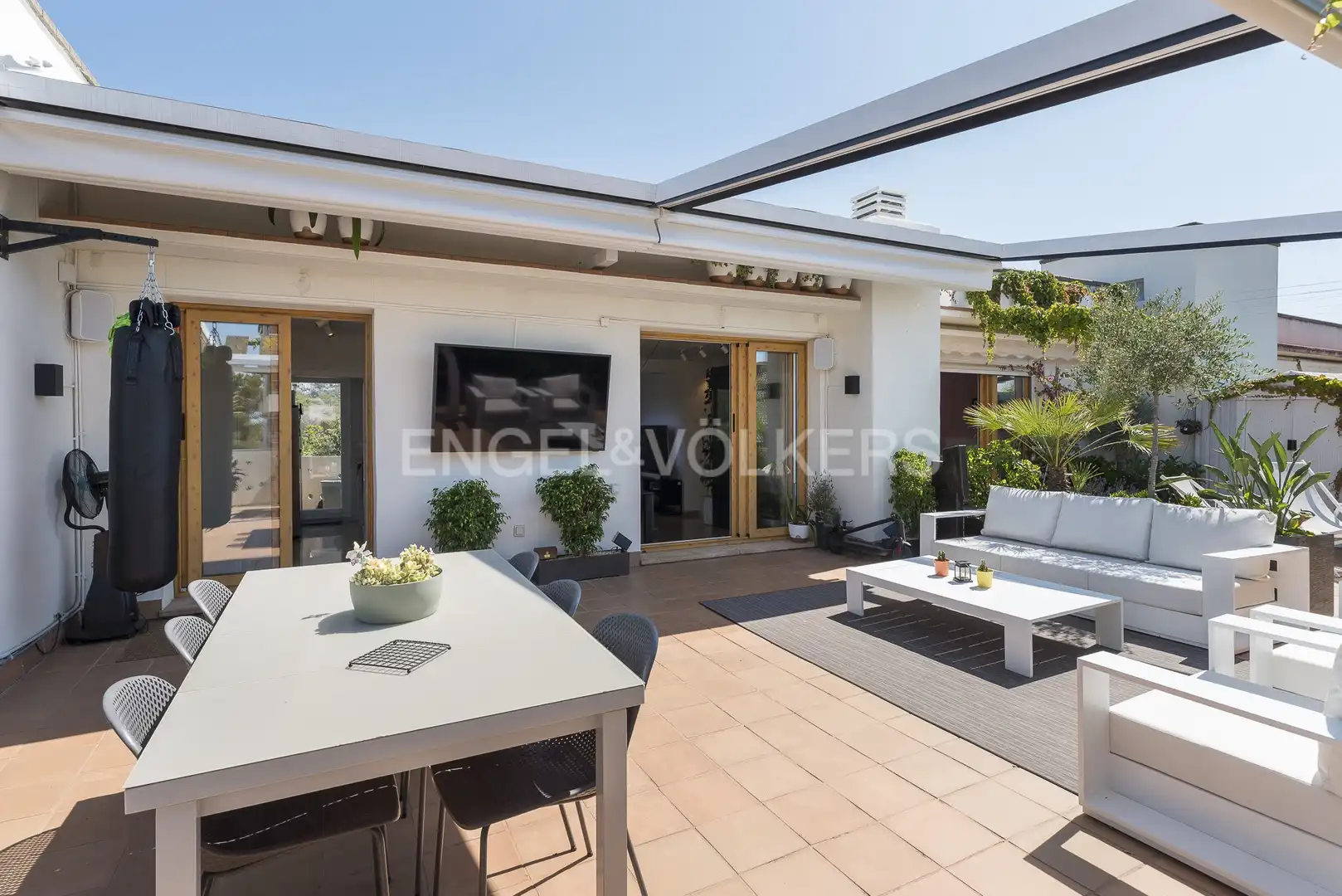 Terrace of Attic for rent in Sitges  with Air Conditioner, Heating and Parquet flooring