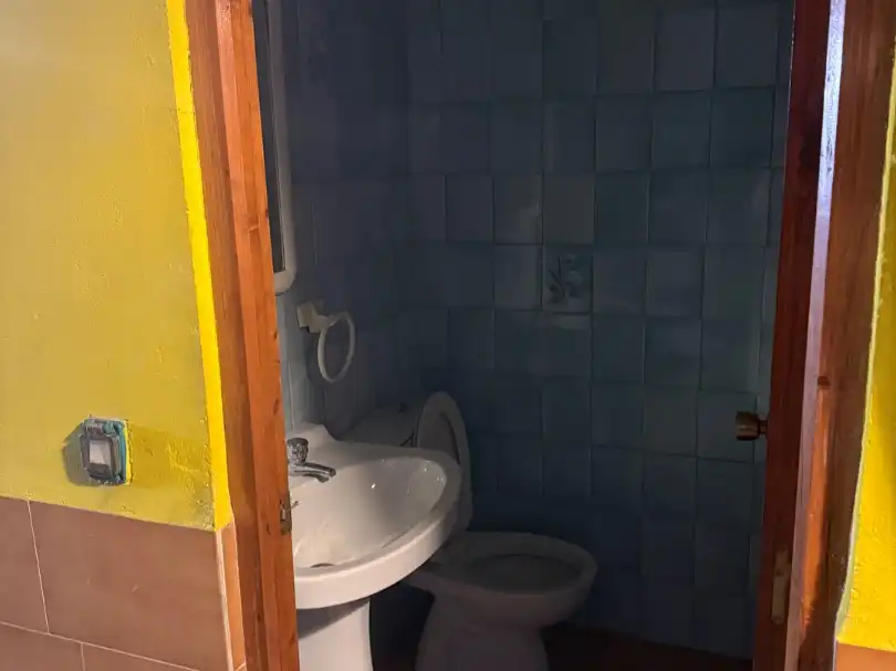 Badezimmer von Geschaftsraum zur Miete in Arenas de San Pedro