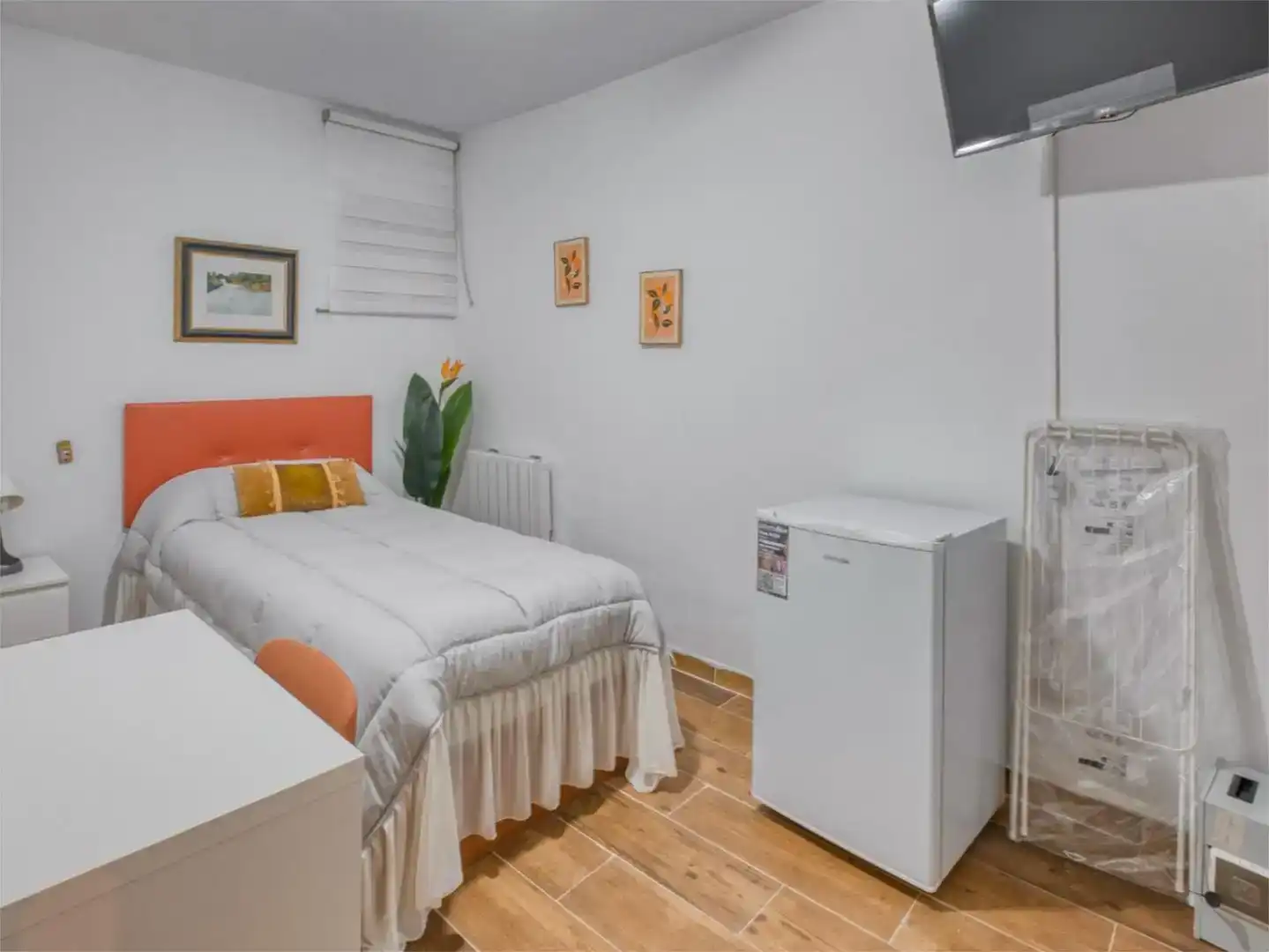 Bedroom of Study for rent in Estremera  with Air Conditioner, Furnished and Balcony
