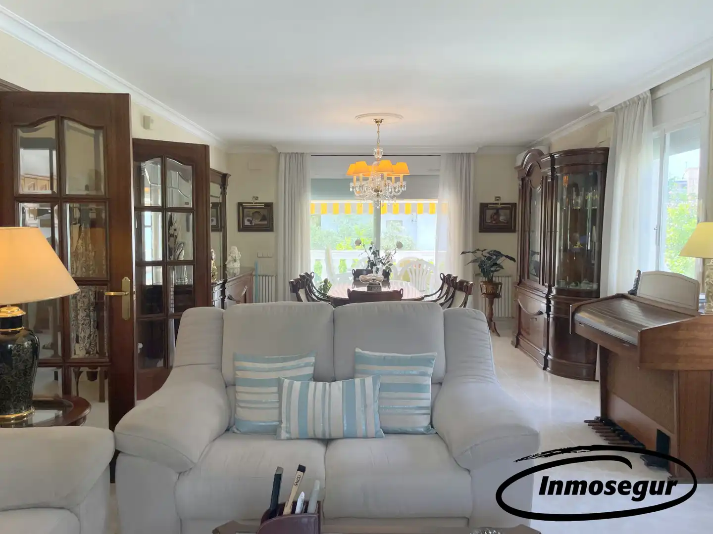 Sala d'estar de Casa o xalet en venda en Salou amb Aire condicionat, Calefacció i Jardí privat