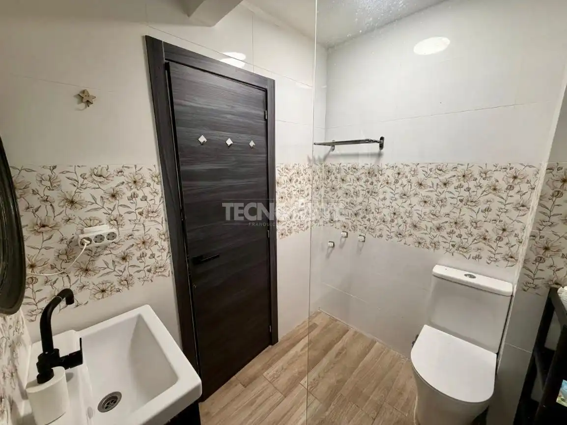 Baño de Piso en venta en Madrid con Aire acondicionado y Calefacción