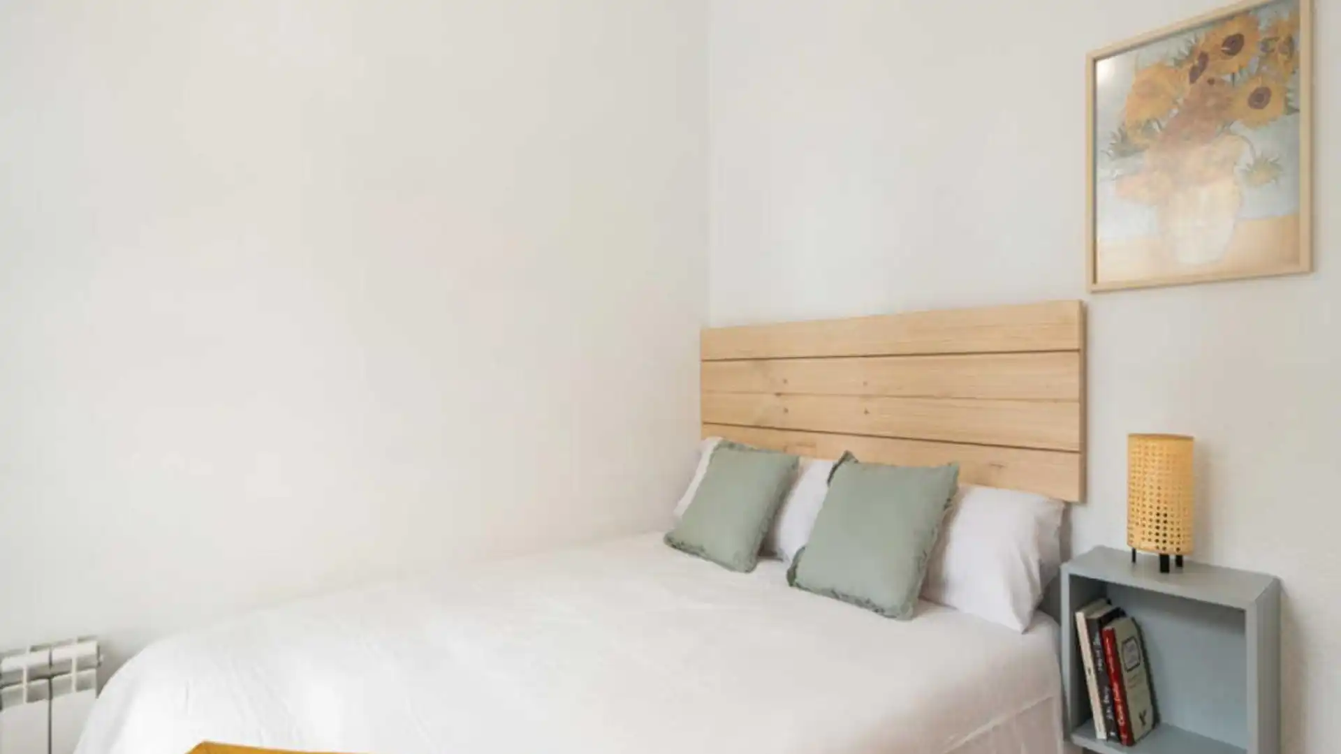 Habitación de Apartamento para compartir en  Madrid Capital con Aire acondicionado, Amueblado y Horno