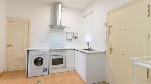 Foto 2 de Apartamento de alquiler en Castilla,  Madrid Capital