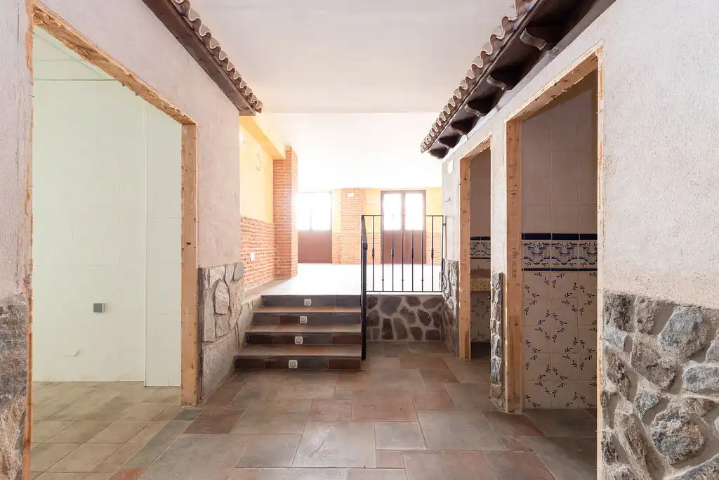 Business premises for sale in C/ Noliva, imagen 15