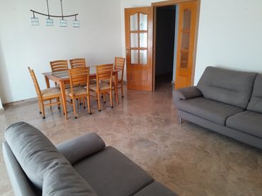 Flat with lift to rent in Carrer del Sequial