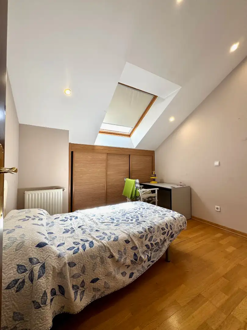 Schlafzimmer von Maisonette zum Verkauf in Cáceres mit Klimaanlage, Heizung und Parkett