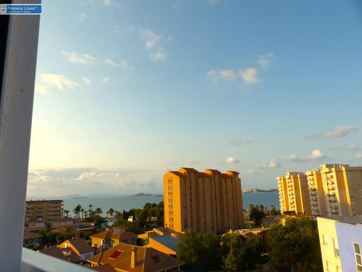 Vista exterior de Apartament en venda en Cartagena amb Terrassa, Moblat i Balcó