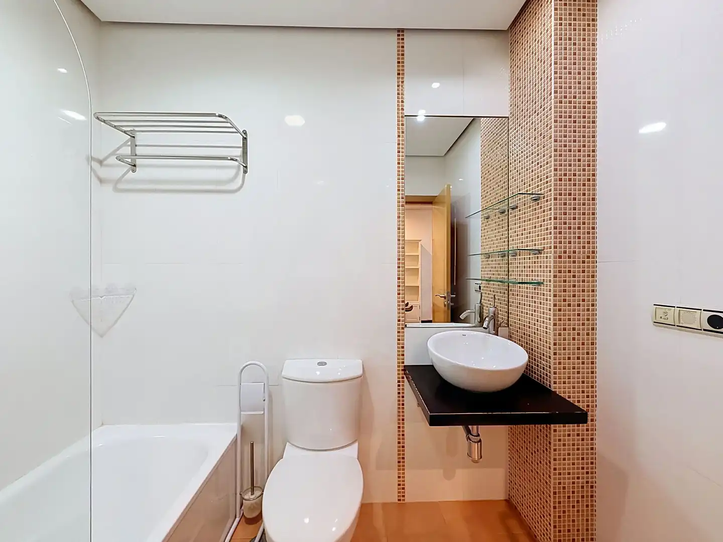 Baño de Piso de alquiler en Vigo  con Calefacción