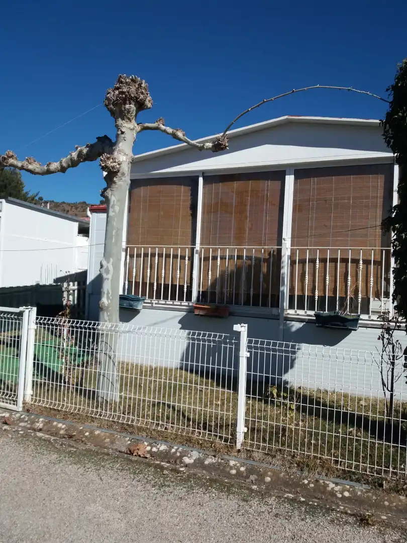 Vista exterior de Casa o xalet en venda en Covarrubias amb Moblat, Forn i Rentadora