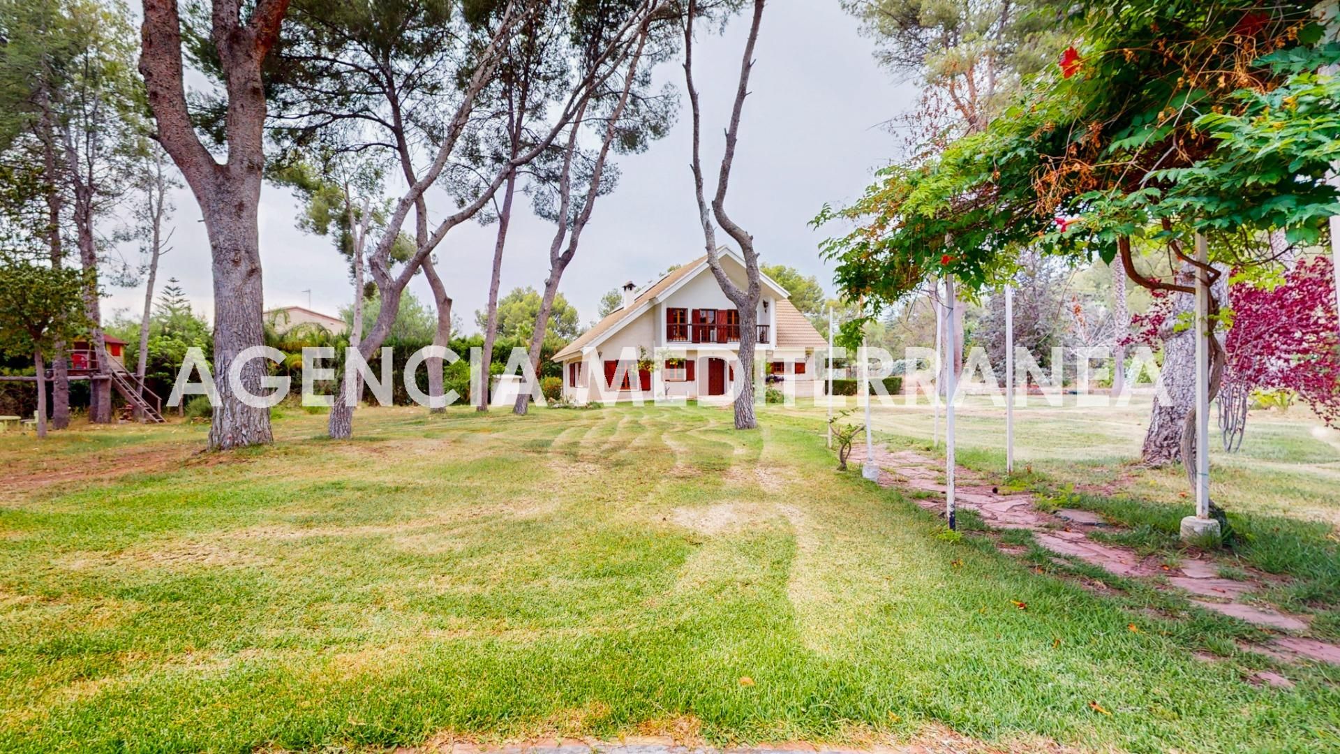 Casa o xalet en venda en Serra amb Aire condicionat, Calefacció i Jardí privat