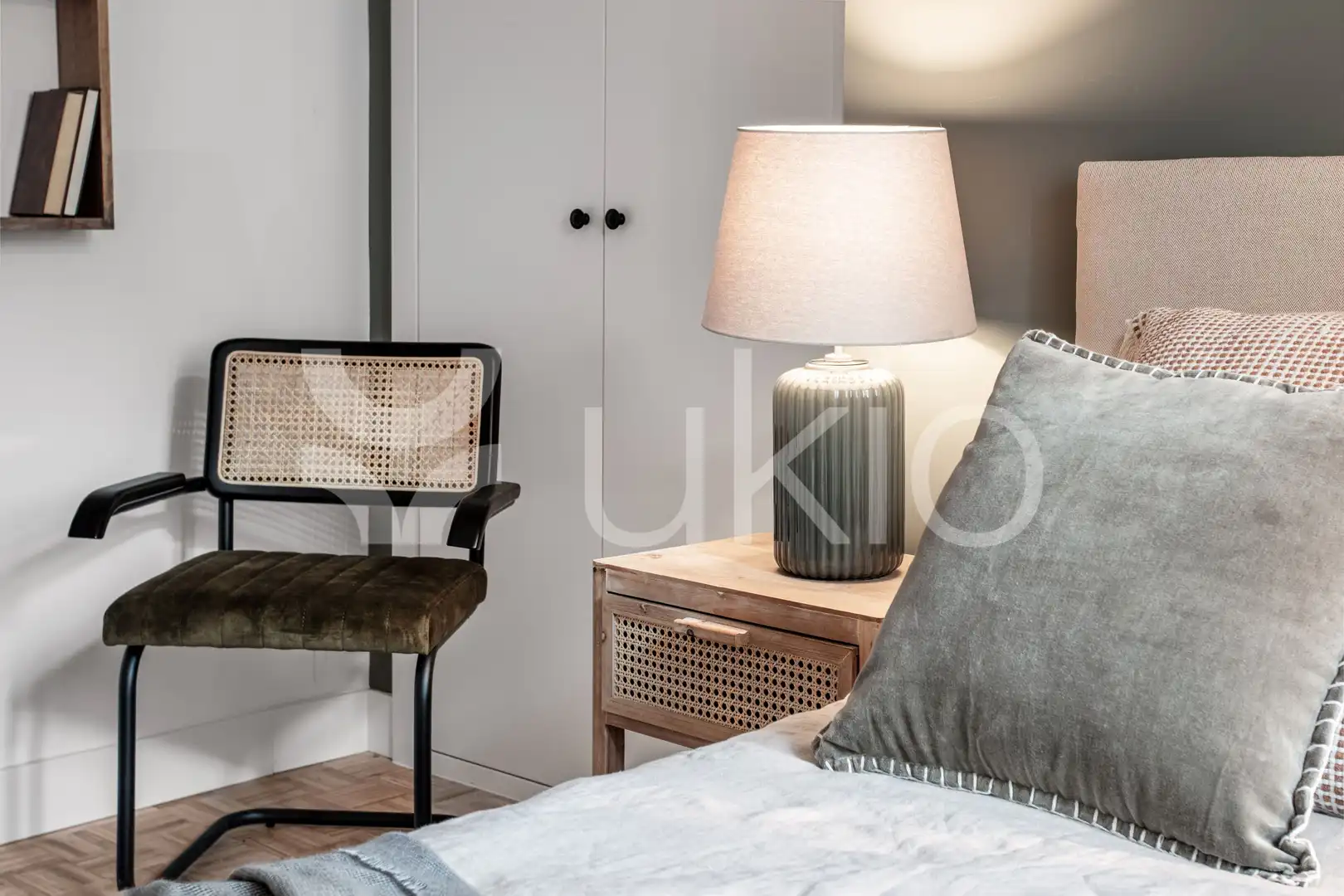 Bedroom of Flat for rent in Madrid  with Air Conditioner, Terrace and Furnished