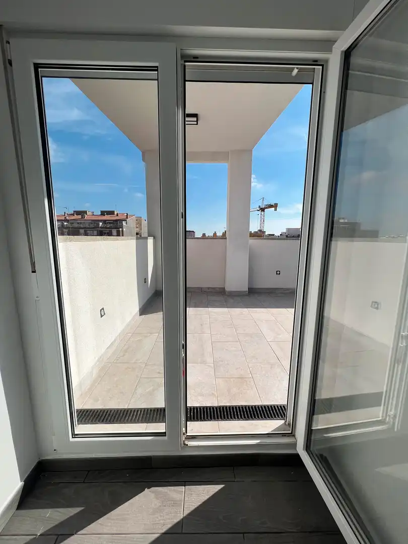 Terrace of Attic for rent in Centre