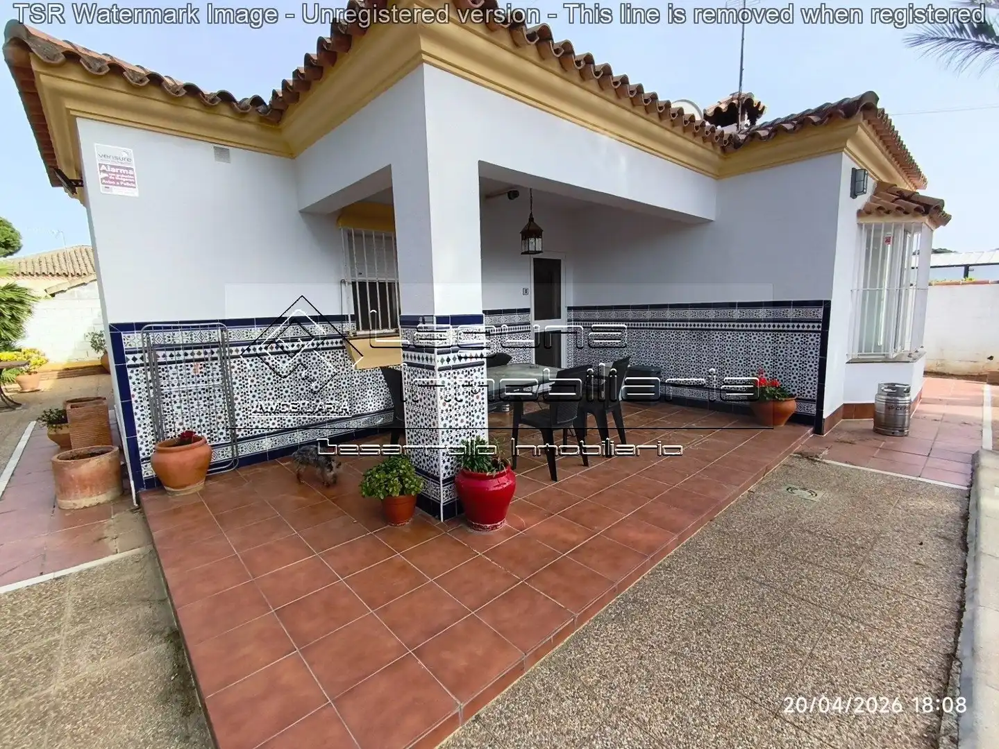 Terrassa de Casa o xalet en venda en Chiclana de la Frontera amb Jardí privat, Piscina i Moblat