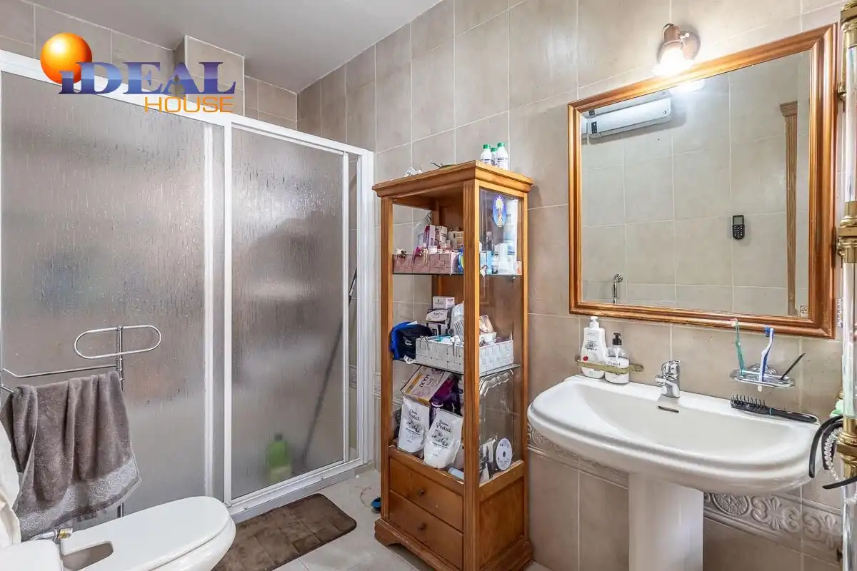 Detached house with terrace for sale in Calle Calle Sauce, imagen 33