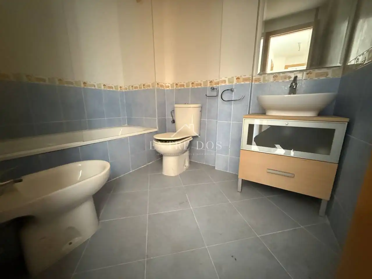 Piso con ascensor en venta en Calle Sicilia, imagen 3
