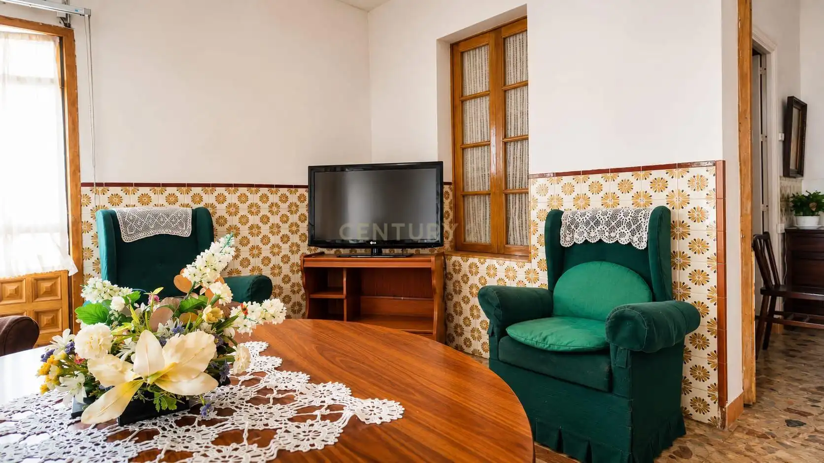 Living room of Houses for sale in Granja de Torrehermosa  with Air Conditioner, Storage room and Oven