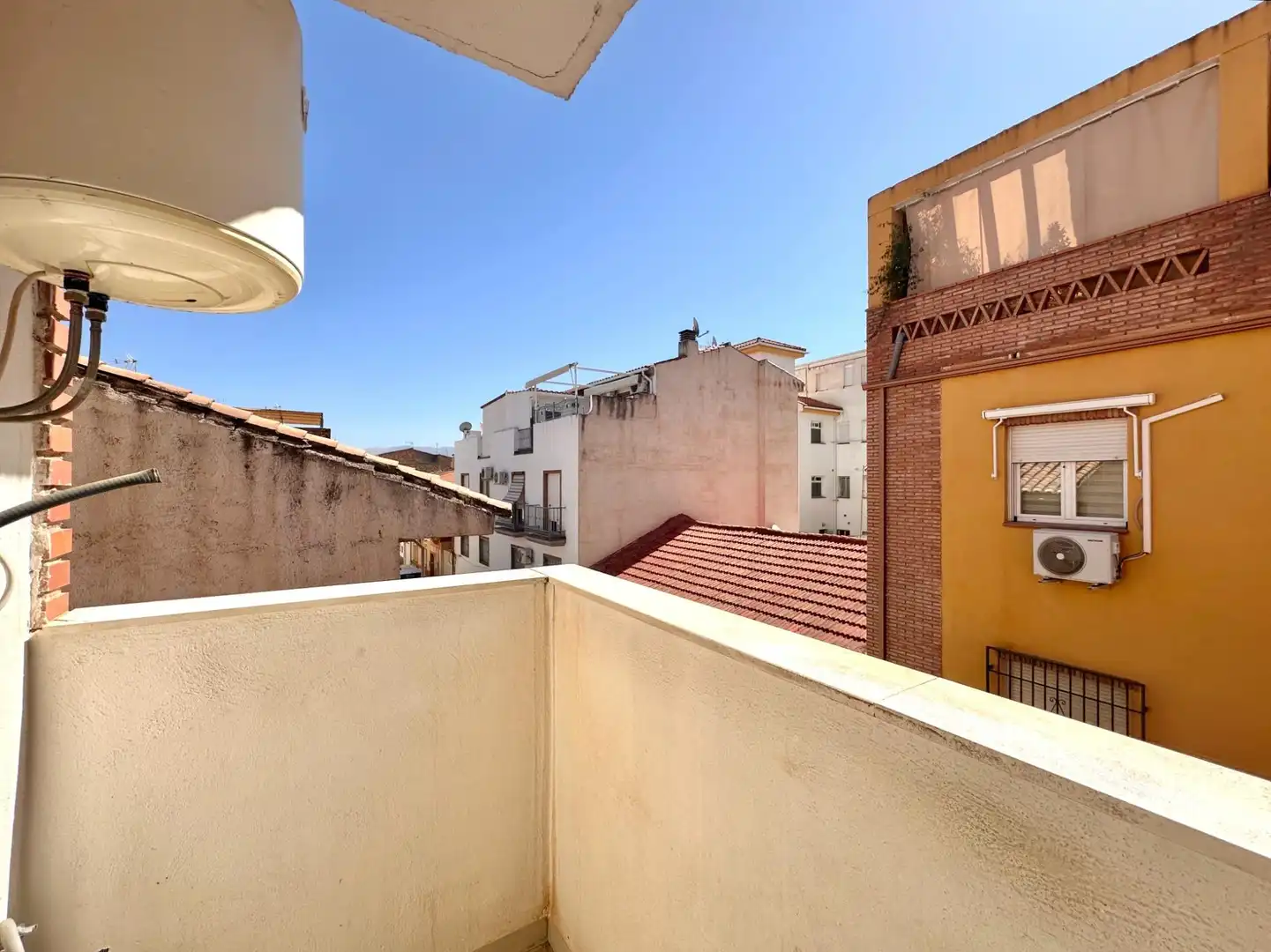 Flat for sale in Calle Calle Pamplona, Avda. De los Ogíjares