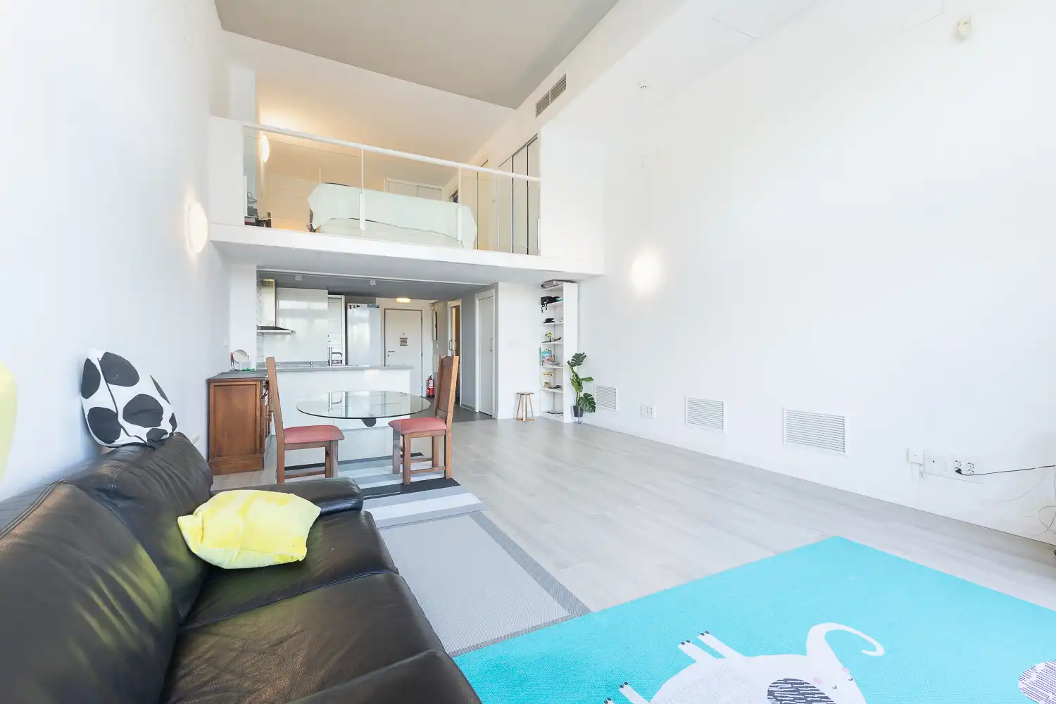 Living room of Lofts for sale in Valencia  with Air Conditioner, Heating and Private garden