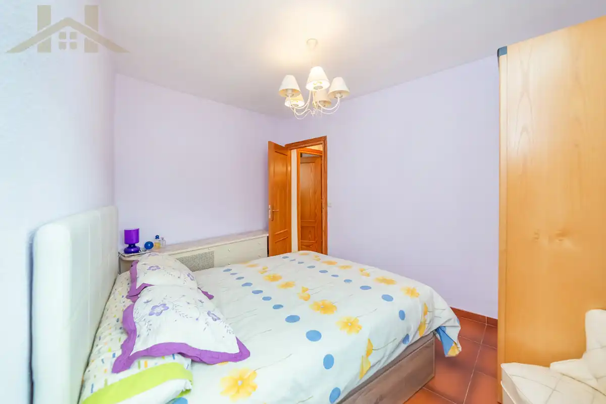 Dormitori de Casa o xalet en venda en Miraflores de la Sierra amb Calefacció, Jardí privat i Terrassa