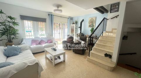 Foto 4 von Einfamilien-Reihenhaus zum Verkauf in Calle Juan Rulfo, 1, Zona Calvario, Estepona