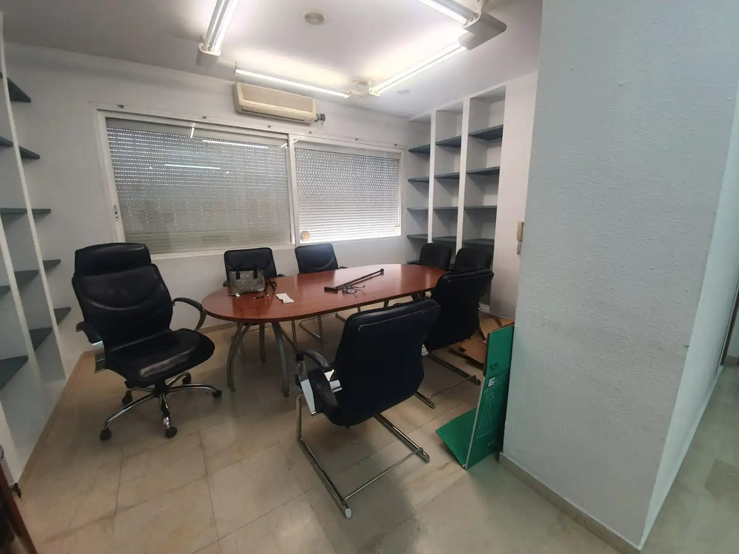 Office for rent in Sevilla  with Air Conditioner