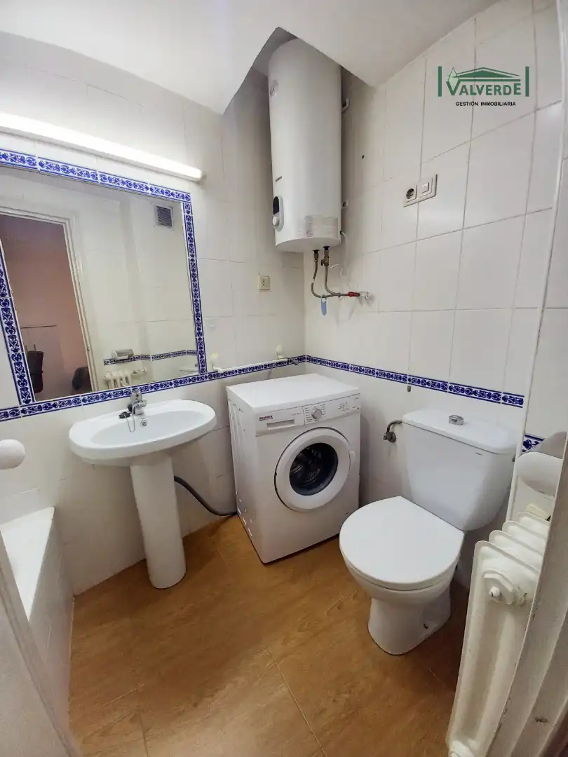 Studio with lift to rent in Calle San Juan de Dios, imagen 9
