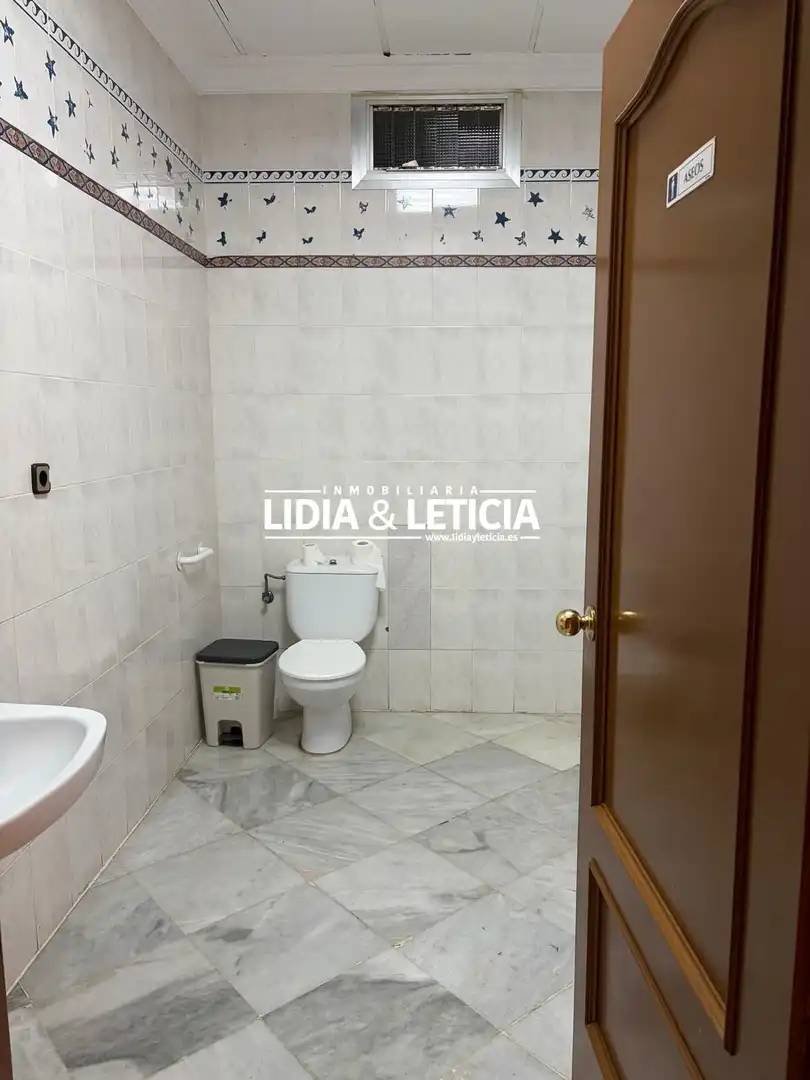 Local commercial à vendre à Mairena del Alcor, imagen 8