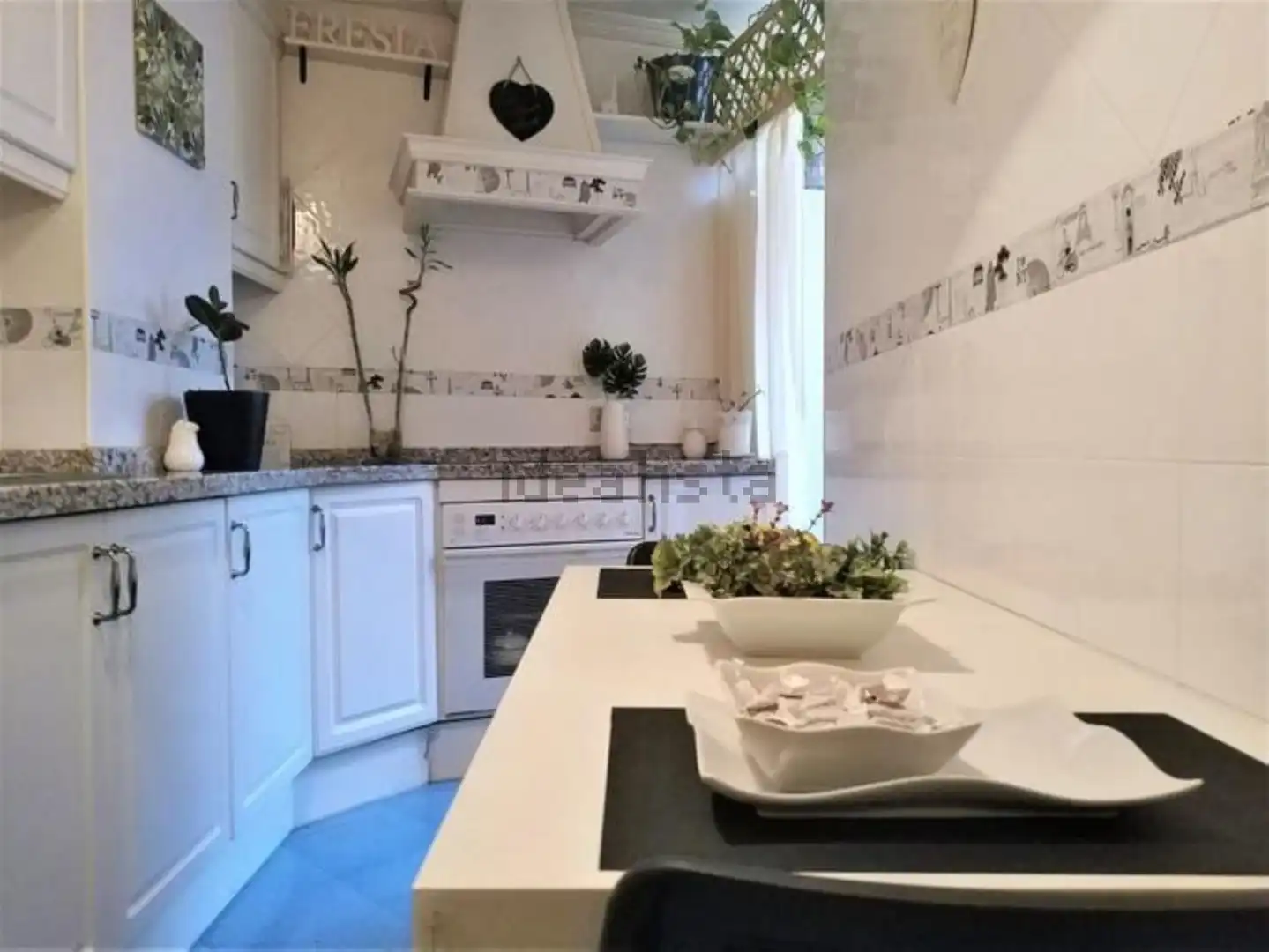 Cocina de Piso en venta en Carretera de Cádiz