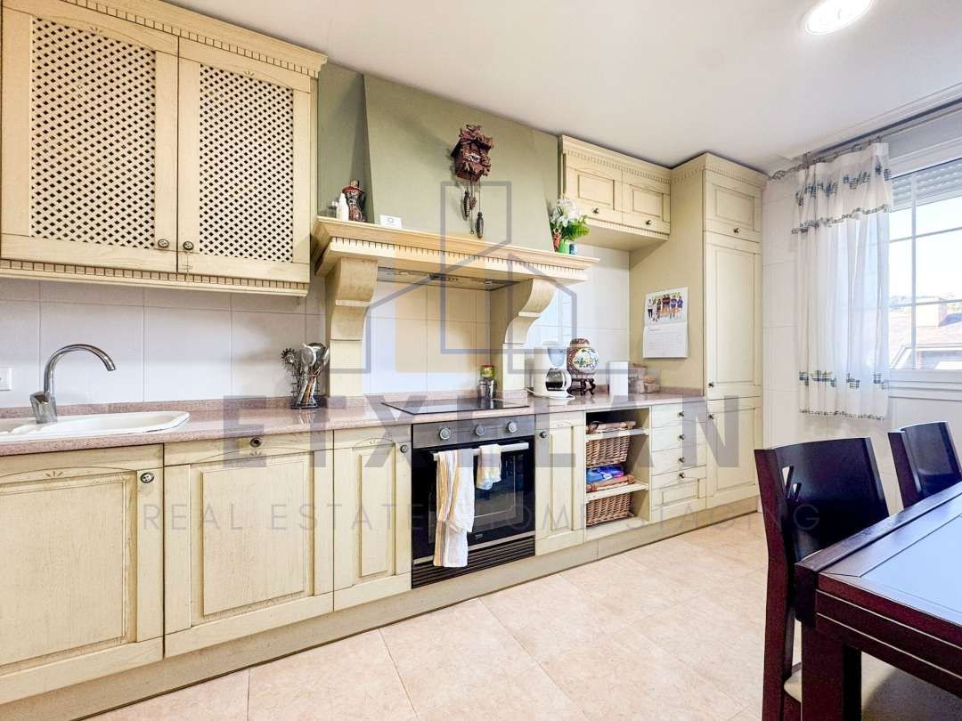 Kitchen of Single-family semi-detached for sale in Durango  with Heating, Private garden and Terrace