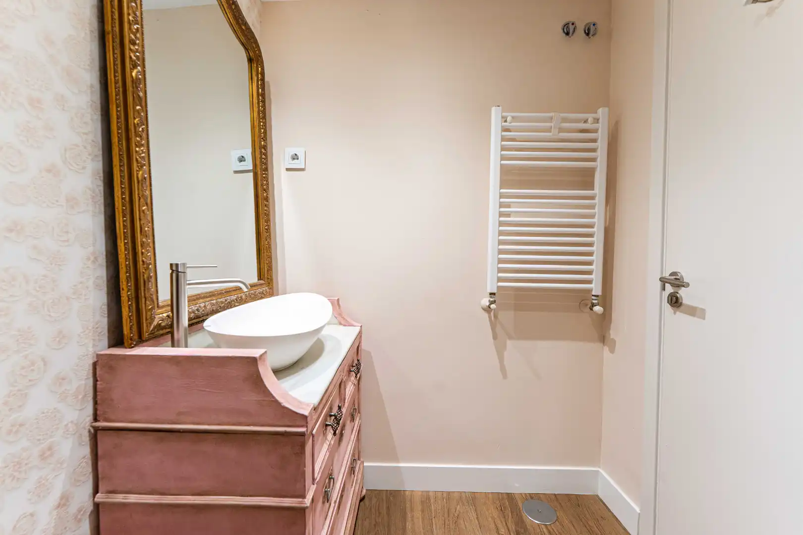Bathroom of Ground floor for sale in Arroyomolinos (Madrid)  with Air Conditioner, Heating and Private garden